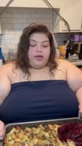 Getting absolutely stuffed by this stuffing how much of the pan do you