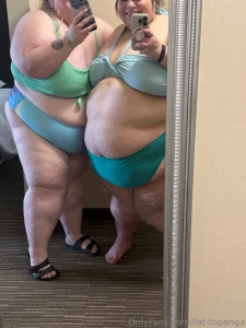 Guess who it is we love a crossover ep rooming with my sweet hot