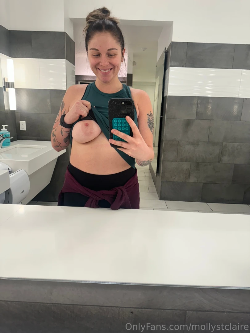 Had to give you a quick peek before someone came in the gym locker 