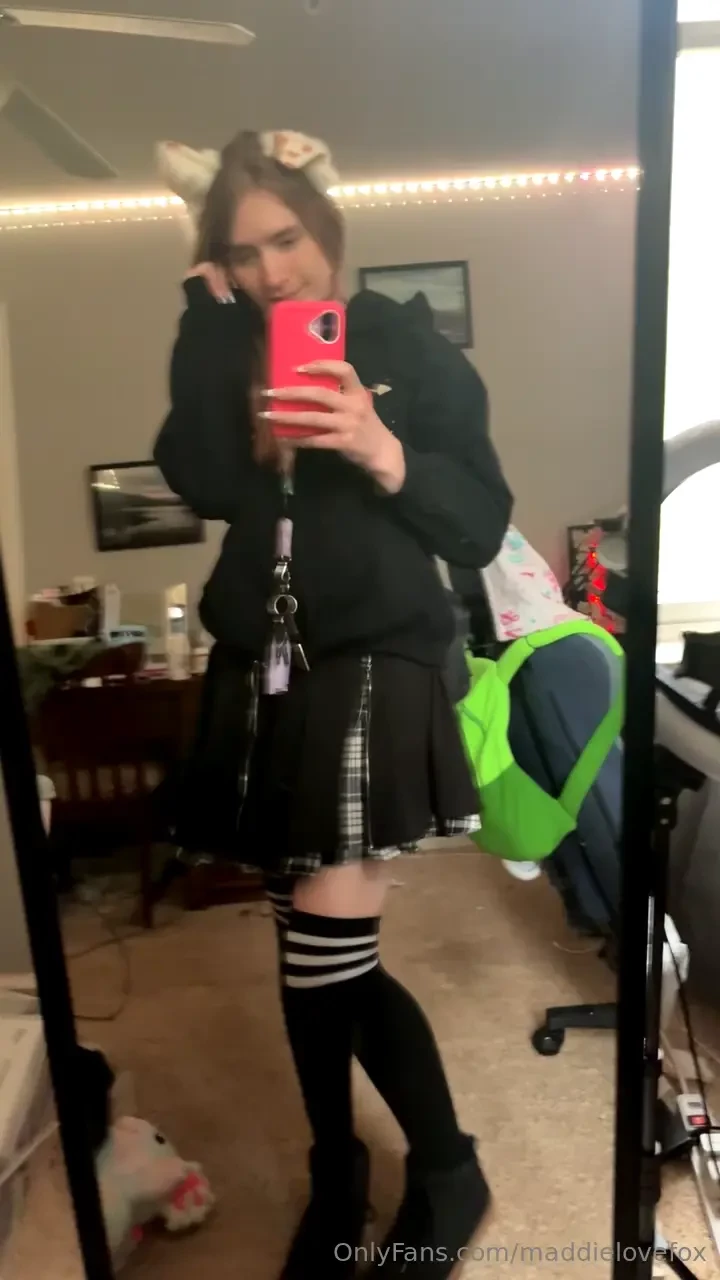 Happy trans day of viability this is my outfit for today 3 def one of part 1 