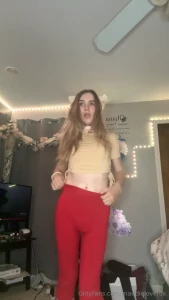 Woof woof trying on different leggings part 9