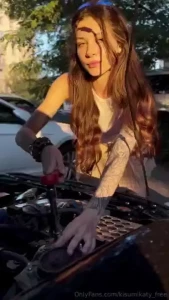 Hey there gearheads and sunshine lovers guess who s been basking in