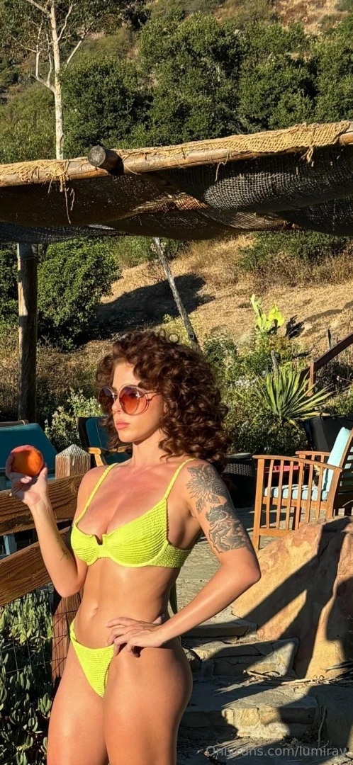 Blinding you in the best way 