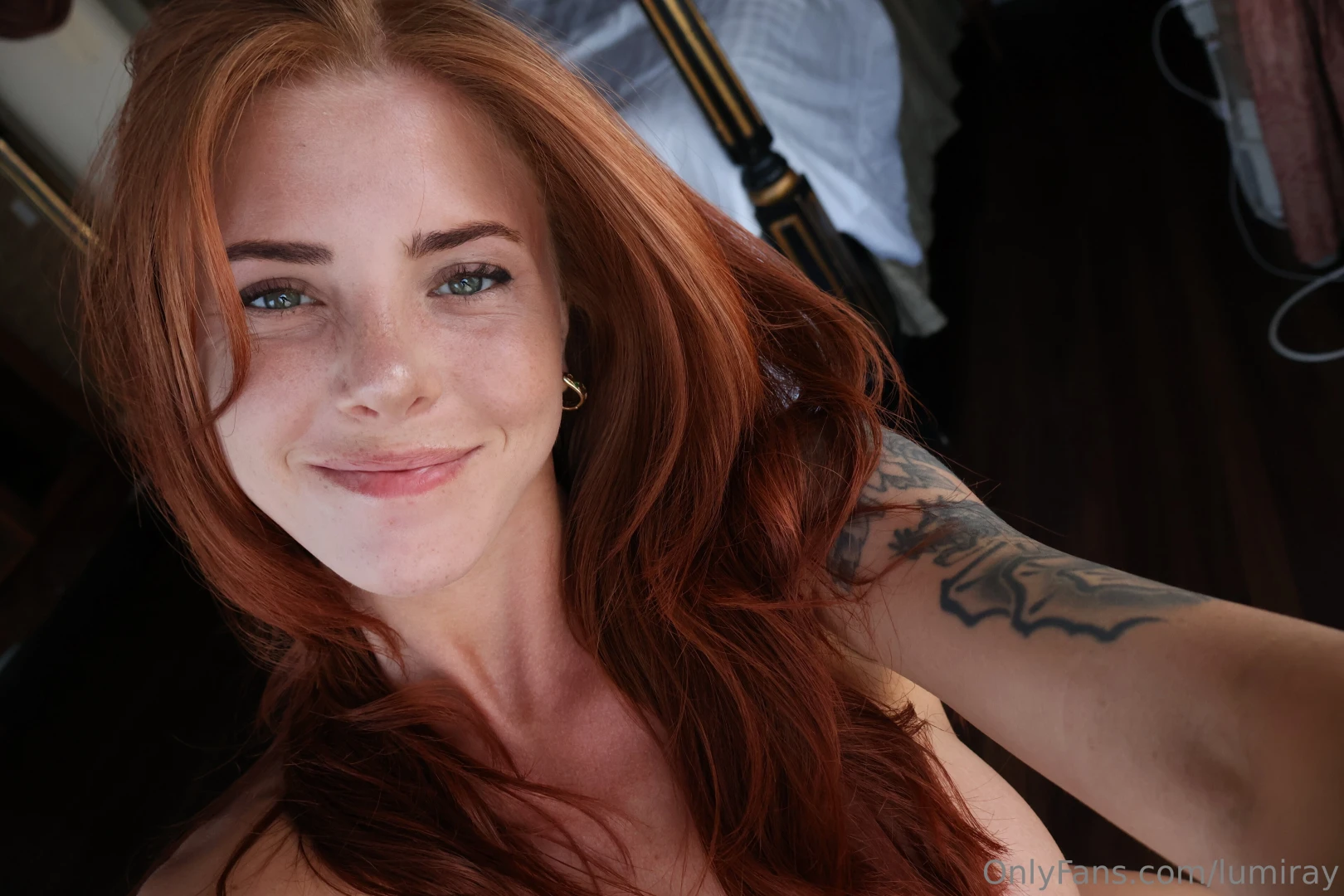 Hru baby i was outside but the sun said i m the hottest one here 