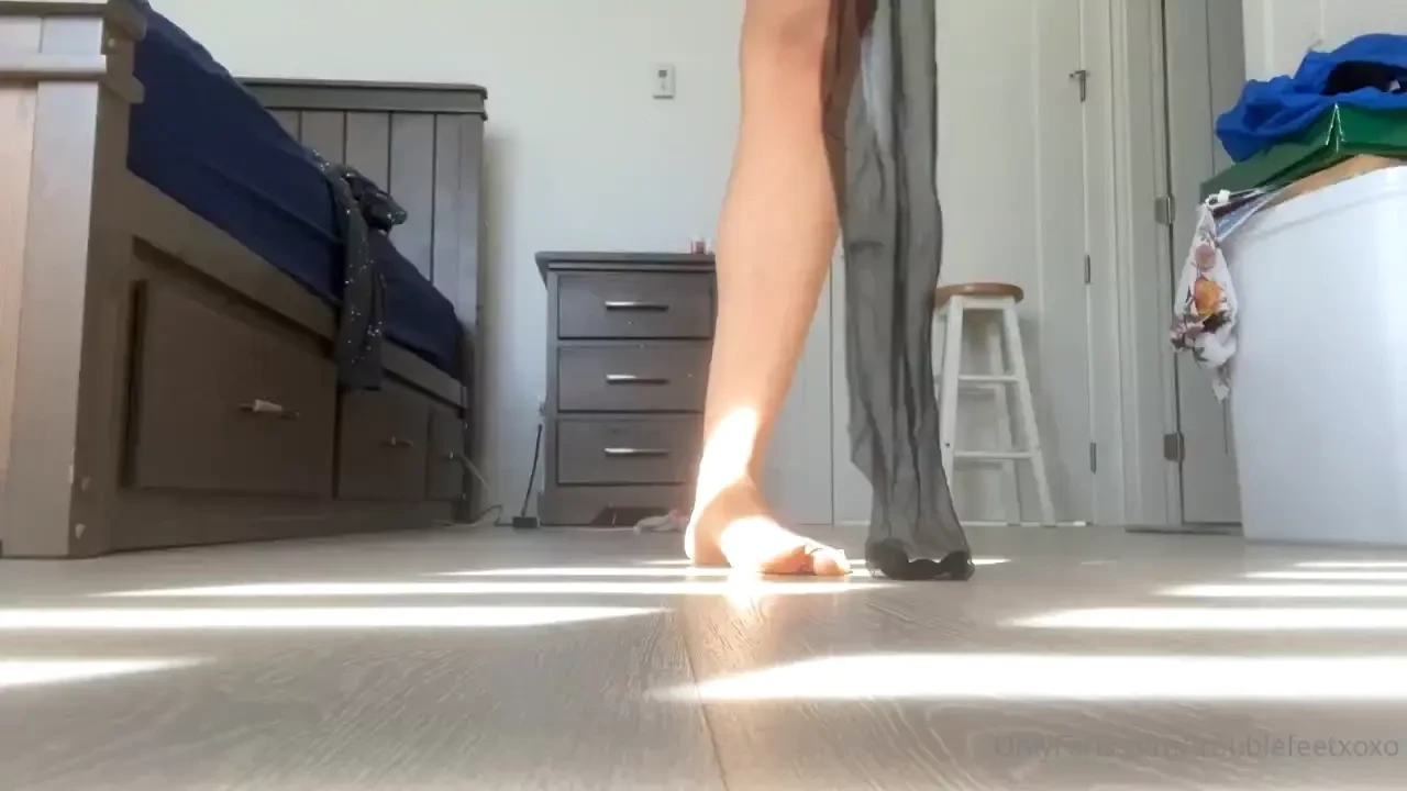 Toe flicking my rings in my sexy new black nylon birthday month spoil 