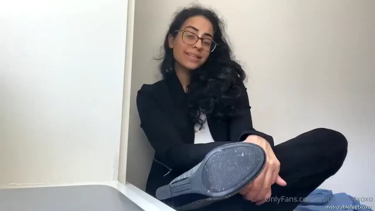 Tan nylons for you hairy legs pussy edition you always get so fucking 