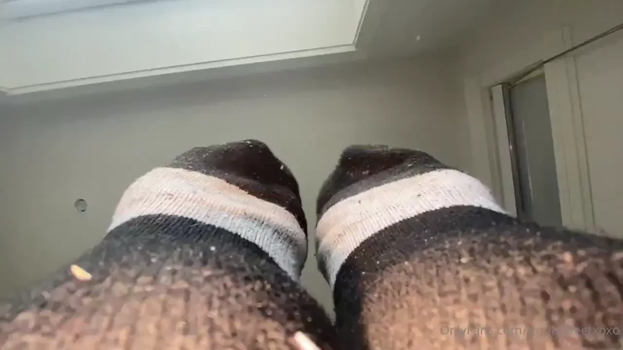 Giantess view please turn up volume but do not wear headphones might 