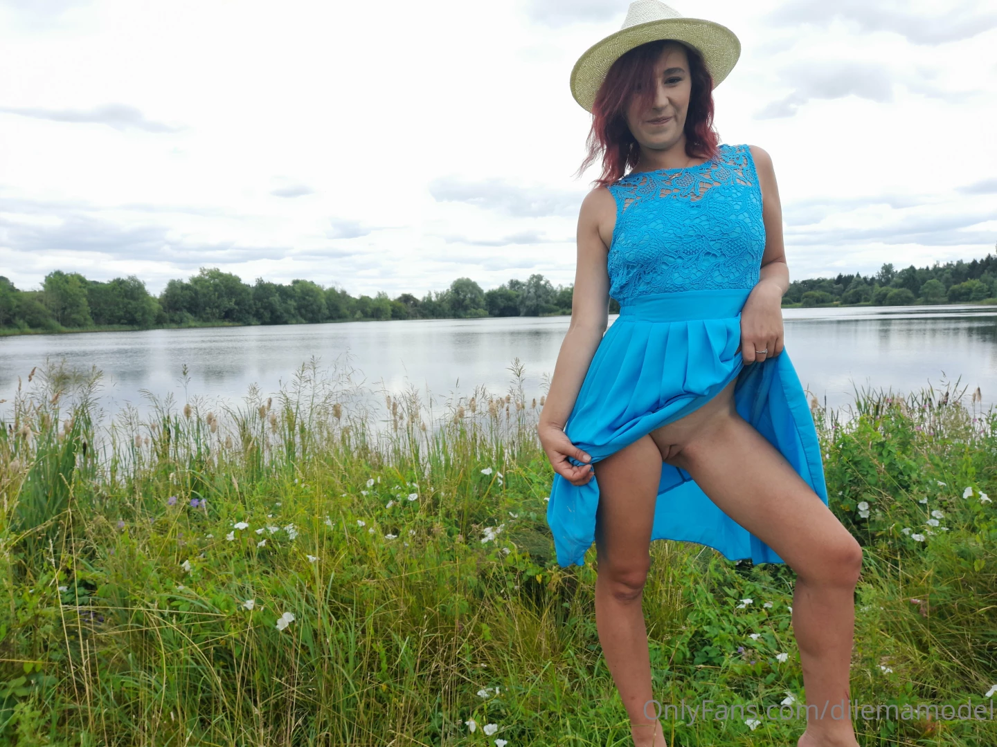 Cheeky little flash part 1 