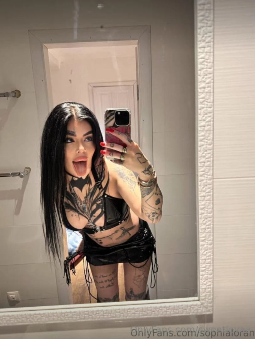 Free page of my best friend sophialoran she is a goddess sophialoran part 61 