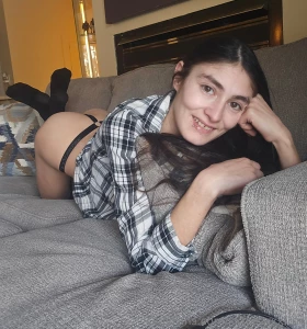 Just relaxing before going to work my vanilla job this afternoon part 1