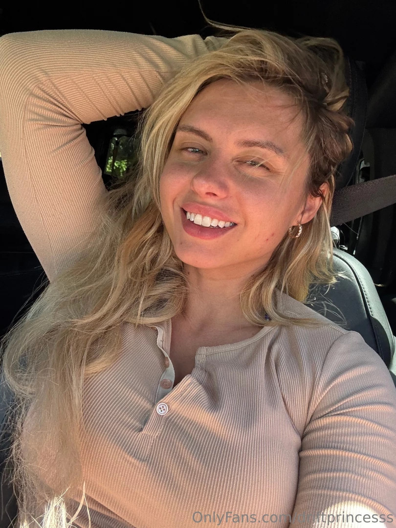 I m on my vip page go sub and let s get to know each other https 