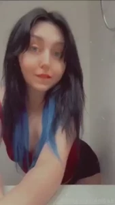 Video showing off my new hair what do you think my love lewdtuber