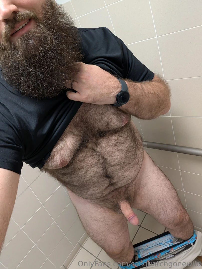 Well hunting season is over now i ll be able to post more nudes 