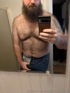 It may be 4 outside but at least i m built for it part 1