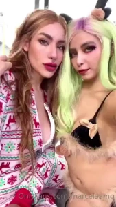 Feliz navidad de parte m a y arivilchis