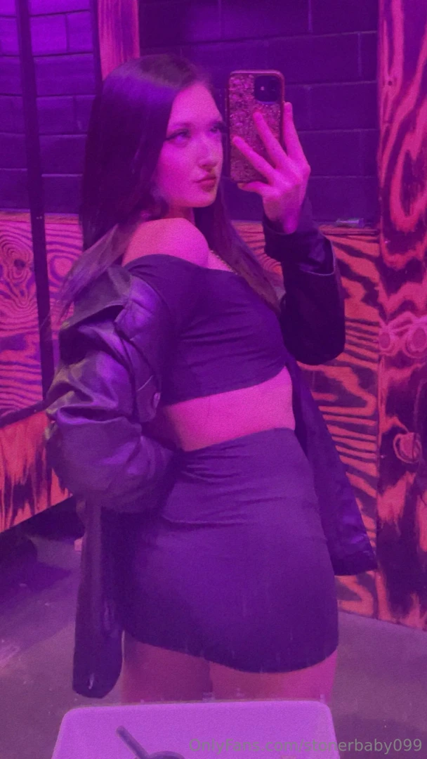 Went out friday night to celebrate my besties birthdayyyyy total part 3 