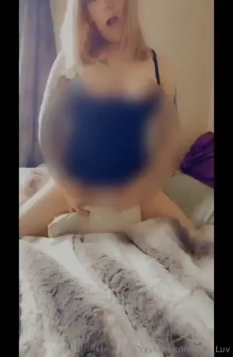I wanna make you cum just as hard as i do 
