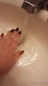 I ve had alot of people asking what my nails are this time so i