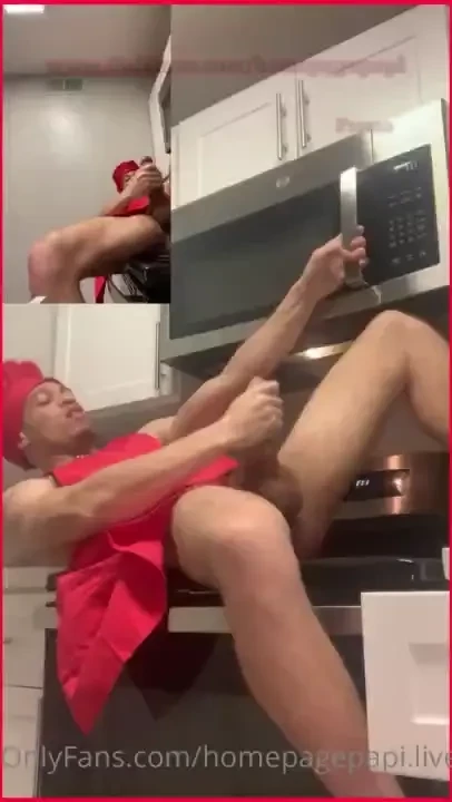 Hey chef - can you guess what papi is cookin 4m44s 