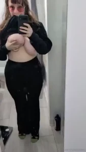 Would you all want to see me in more casual masturbation vids part 1