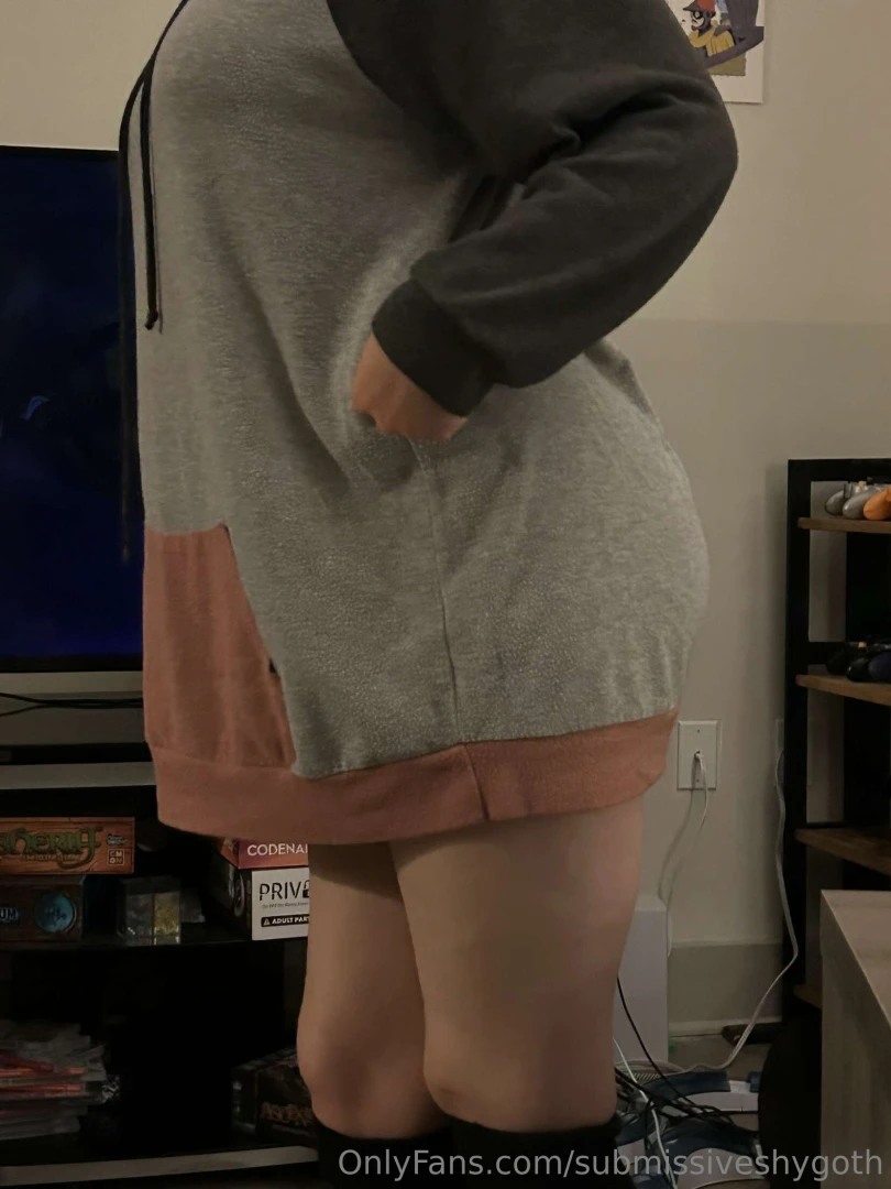 Since yall liked this outfit here s another i have a few more 