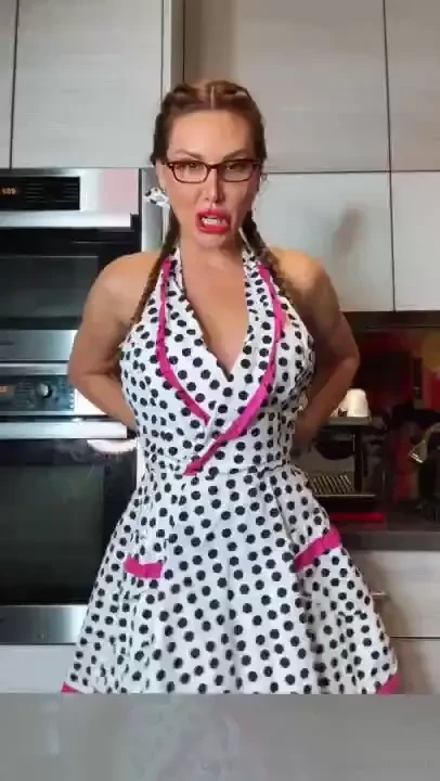 I filmed a nipple play custom tonight custom requests dick ratings and 