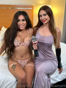 It s good vibes during my interview with jena_larose for naked news