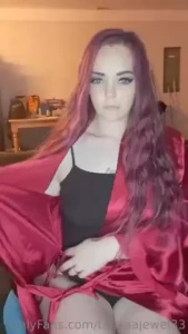 Come watch me pleasee do i have to beg baby message for full 5 min vid