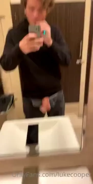 This thing is heavy to carry around 