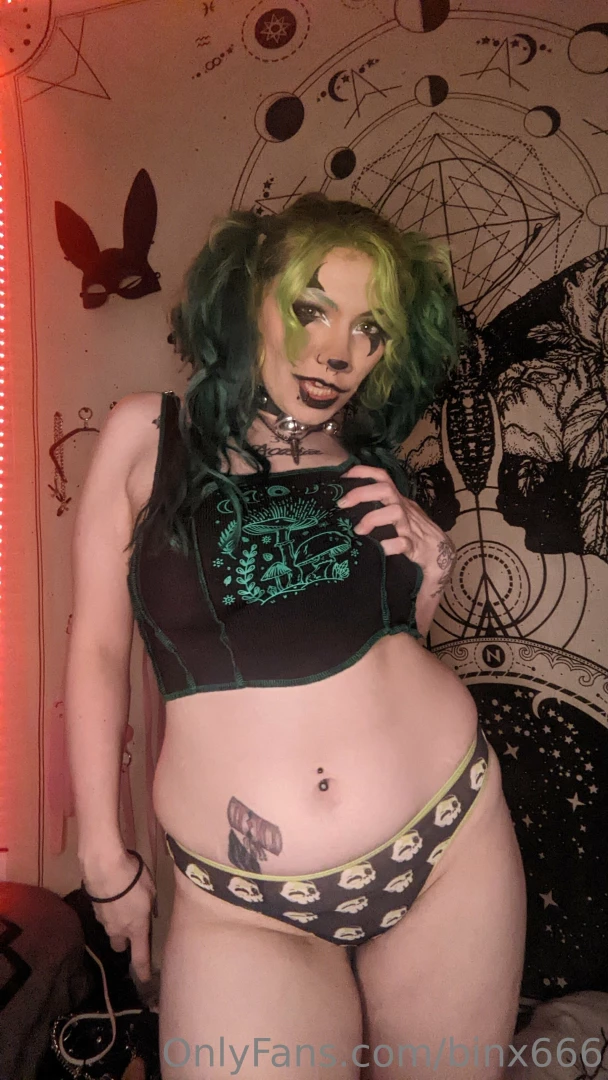 binx666 - Y all know i love to clown around which panties are your favorite part 32 