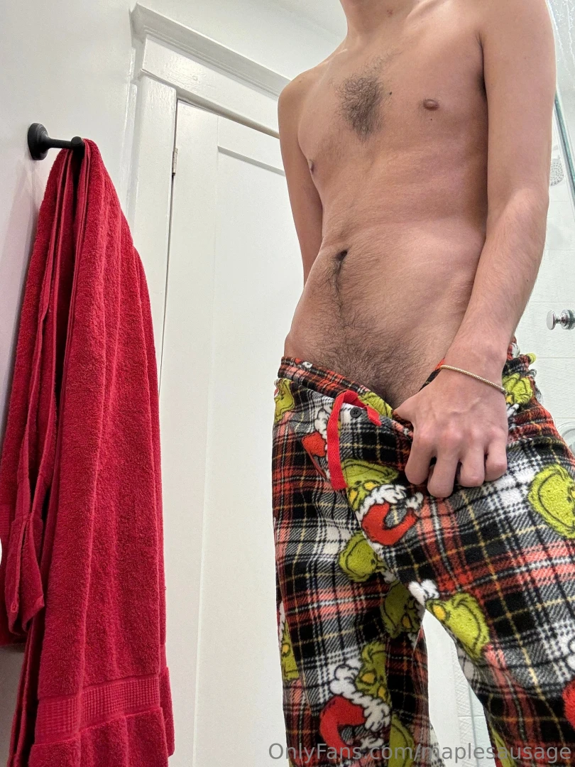 Merry christmas dropping some spicy content soon 