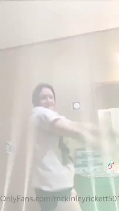 Follow me on tik tok mckinleyrickett501 i love to be crazy as well as 