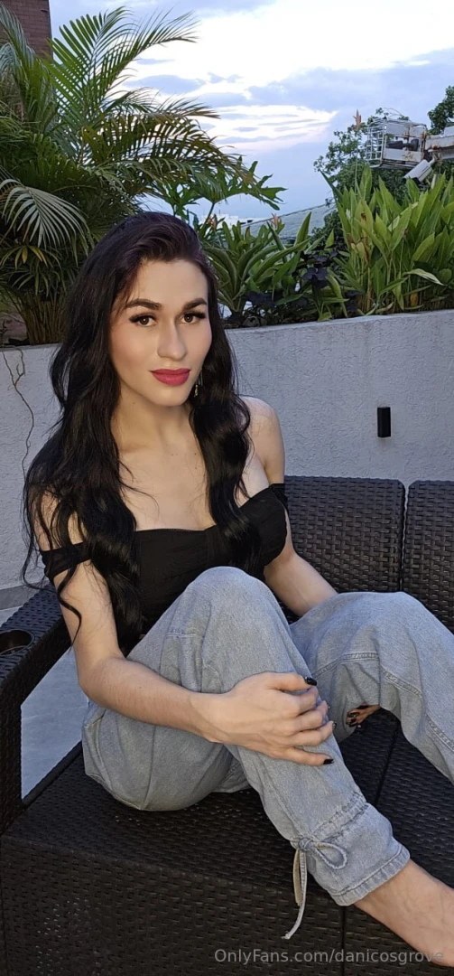 Badly wanting to sit on somethingg and its not a chair 