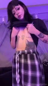 Feeling kinda blue today wish daddy could play a game