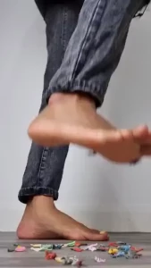 Watch me crush a small village of tinies i ll step on them all and all