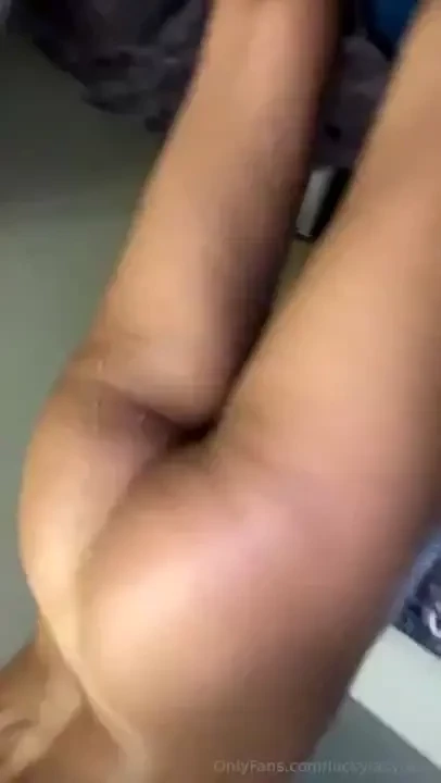 Happy black friday check your dms for a dirty discount on some sexy 