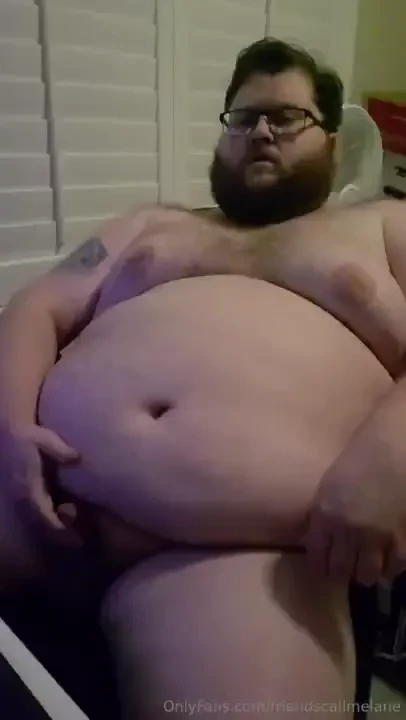 Was fighting back the horny thoughts all day the moment everyone else 