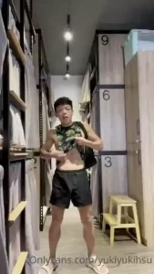 Morning guests i am the new horny helper of this b amp b