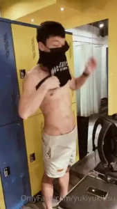 Waxing locker room part 1