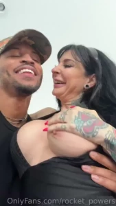 Who wants to see this collab with joannaangel