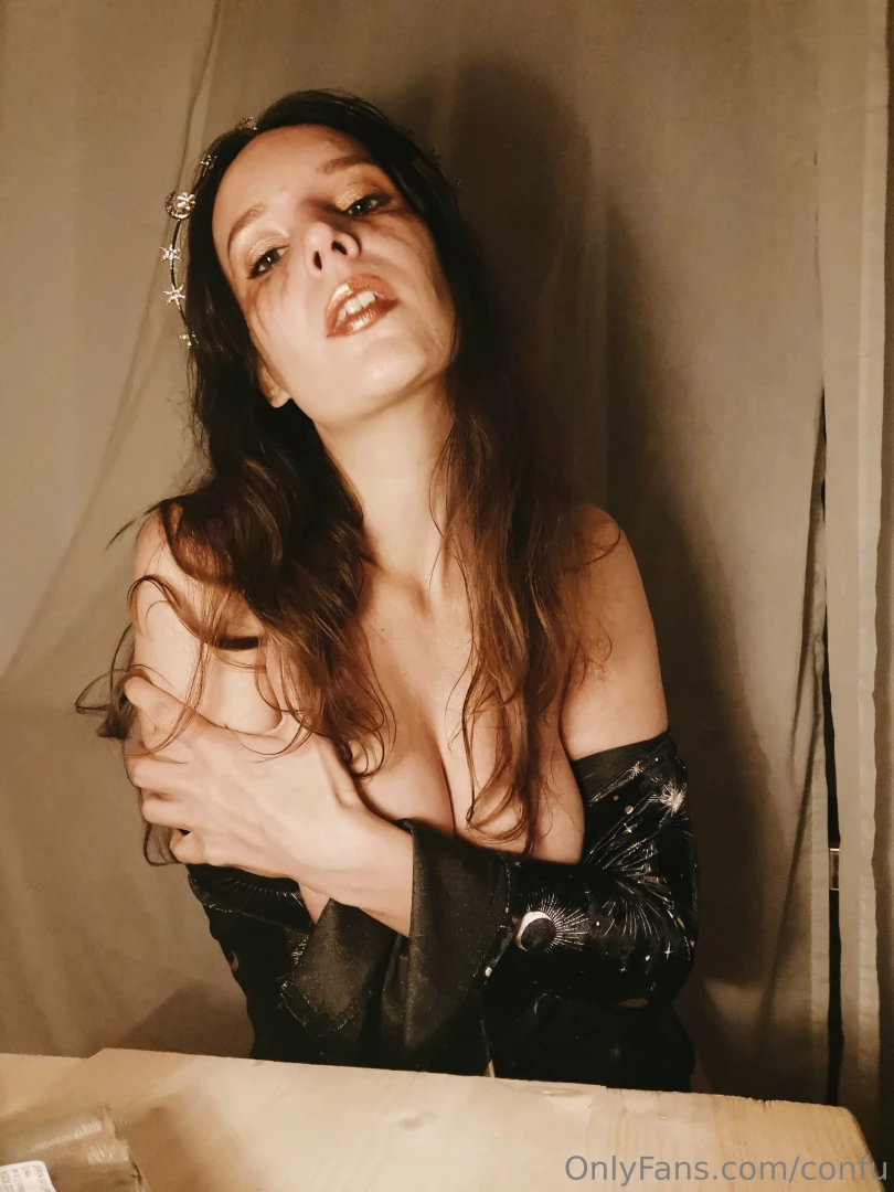 Let me put a spell on you with this 30pic set happy halloween fully 