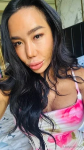 Baby are you feeling lonely let me put smile on your face and pre-cum