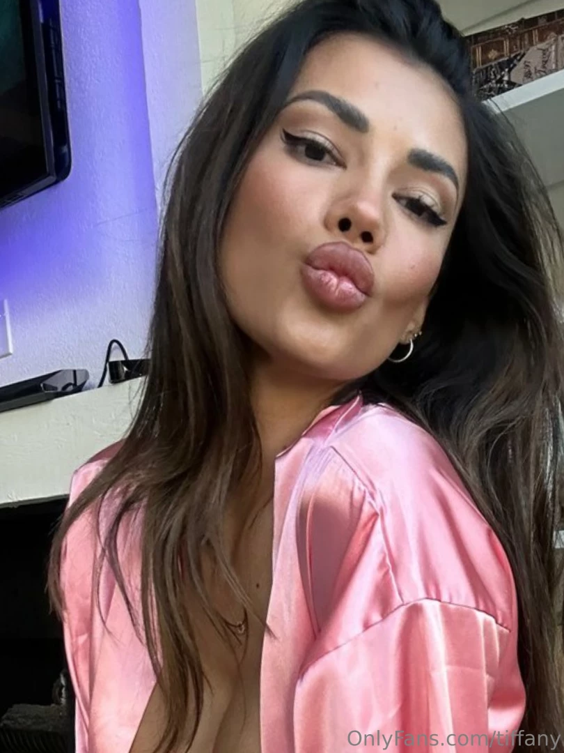 Who s staying up with me 