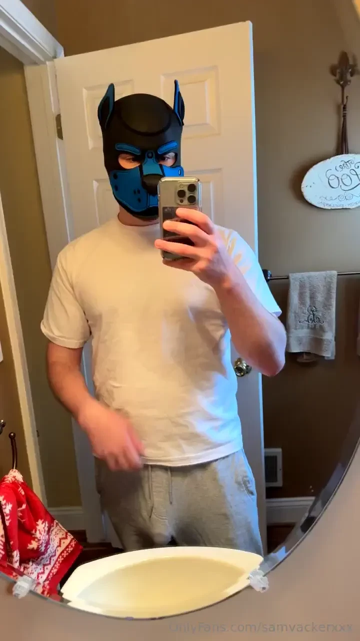 When i get into puppy mode i gotta jerk off whenever i can even if it 