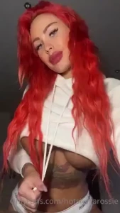 Waiting for you in my dm message me