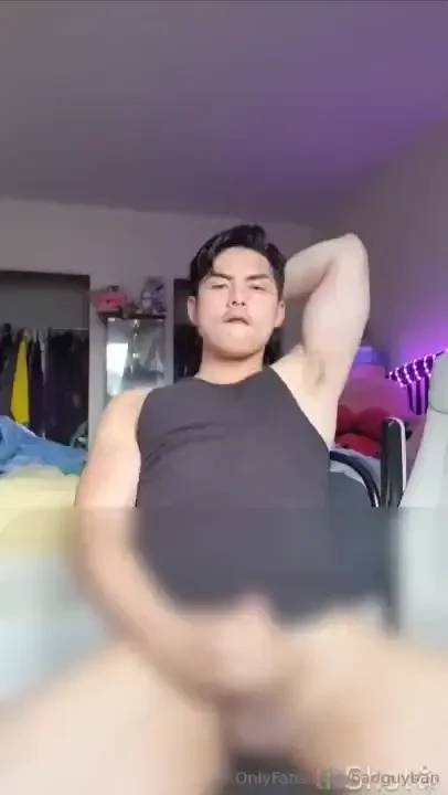 Whod be lucky enough to ride me hmmm 