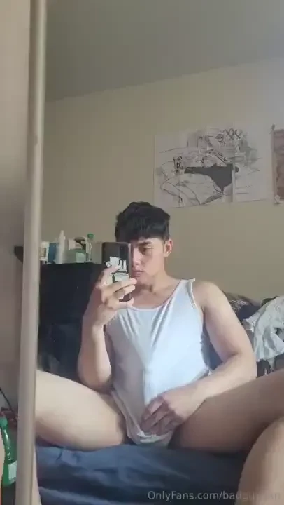 A quick hi to all the newbies hehe pleasee keep me safe p also its 