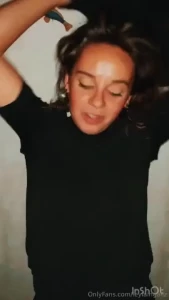 Guys this is a video i made to announce my of profile but i thought it