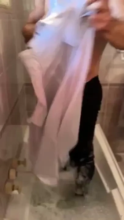 Guess who long the full video is closest guess can have it for free 