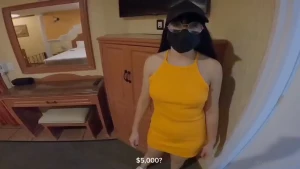 Mi amiga me deb a dinero fui a su casa a cobrar la deuda y sali mal me